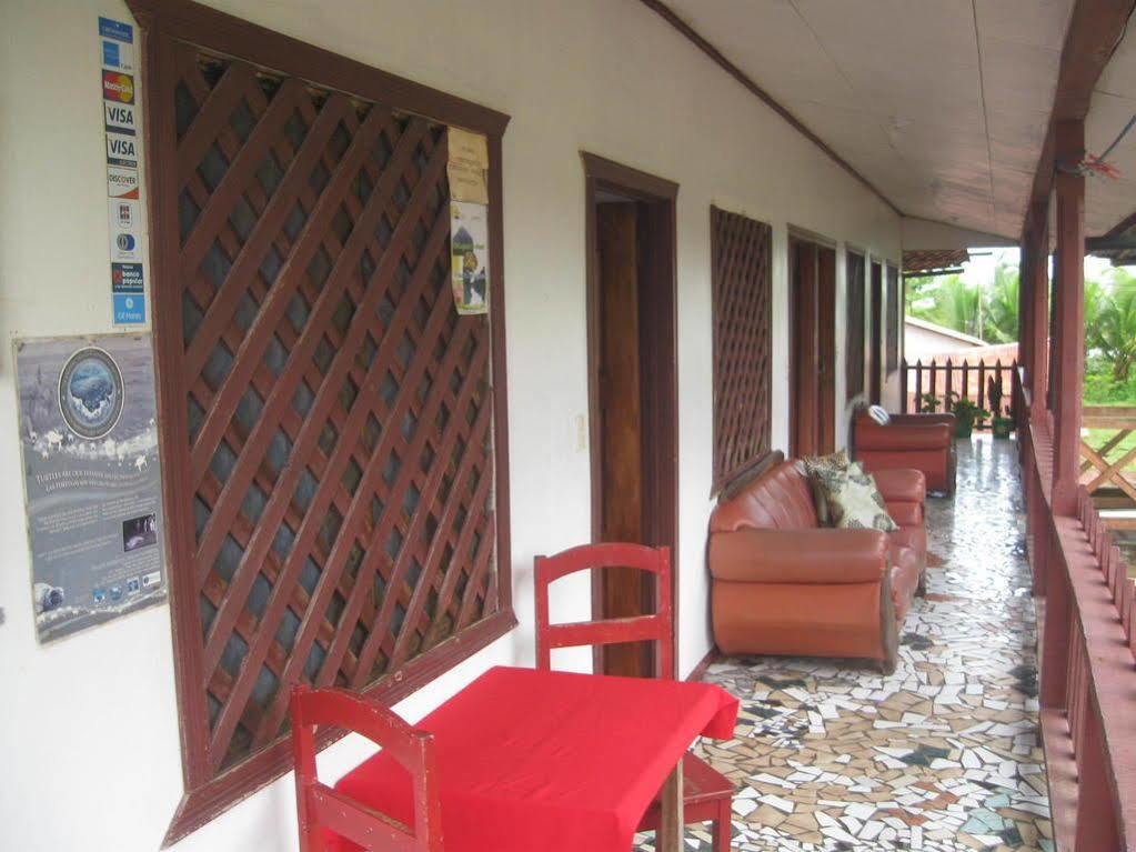 Cabinas Miss Miriam 2 Tortuguero Exterior foto