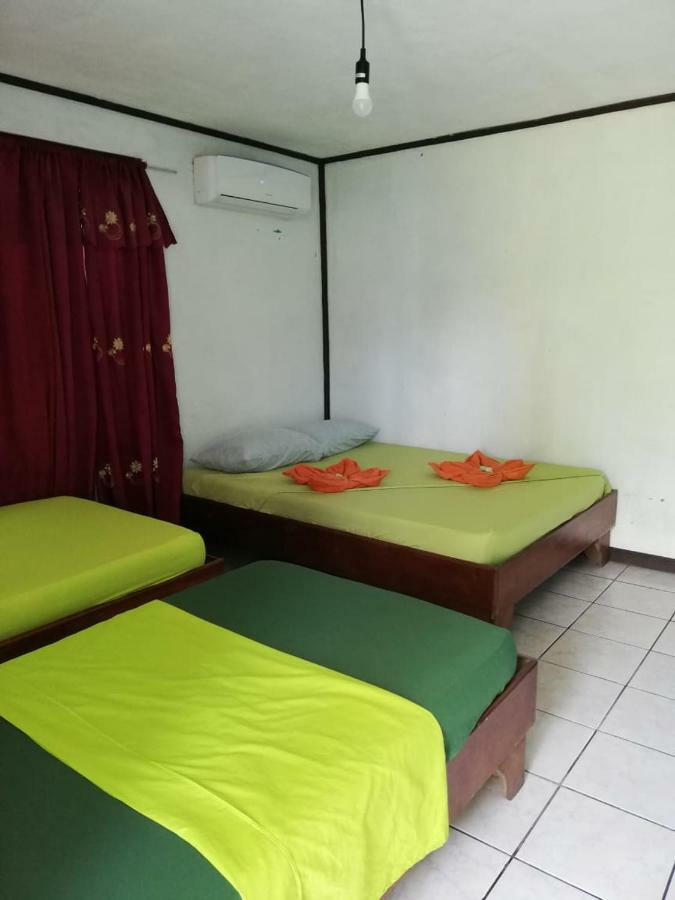 Cabinas Miss Miriam 2 Tortuguero Exterior foto